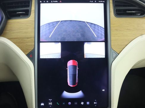 Used 2018 Tesla Model X 75D image 19