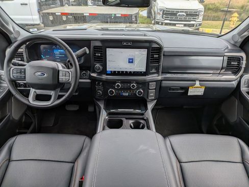 Certified 2026 Ford F250 Lariat w/ Black Appearance Package image 9