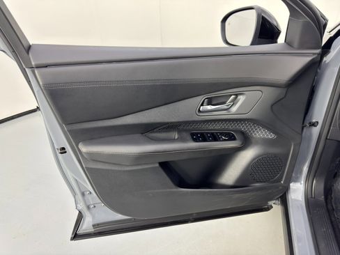 Used 2023 Nissan Ariya Venture+ image 38