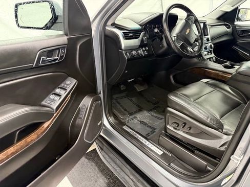 Used 2020 Chevrolet Tahoe LT image 39