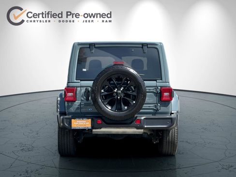 Used 2025 Jeep Wrangler Unlimited Sahara w/ Safety Group AWD/4WD image 5