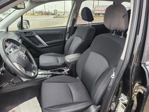 Used 2014 Subaru Forester 2.5i Premium w/ All-Weather Package image 10