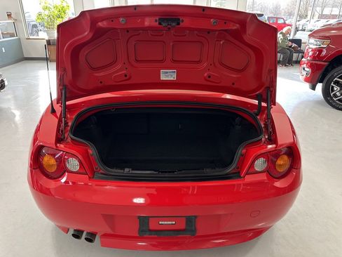 Used 2003 BMW Z4 2.5i image 16