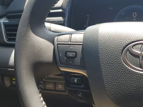 Used 2026 Toyota Camry SE FWD image 26