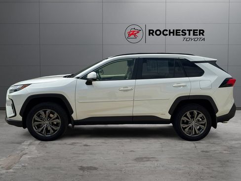 Certified 2022 Toyota RAV4 XLE Premium AWD/4WD image 2