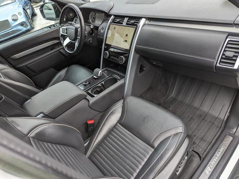 Used 2023 Land Rover Discovery S R-Dynamic image 26