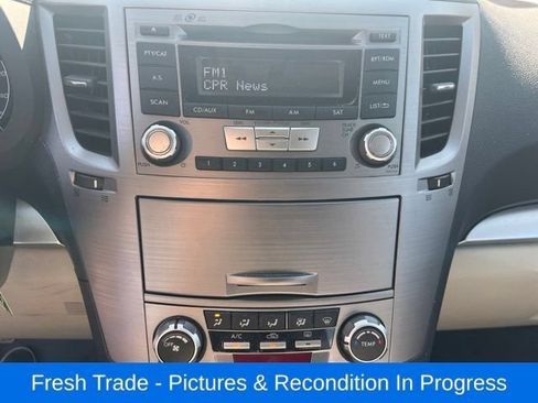 Used 2013 Subaru Outback 2.5i Premium w/ All-Weather Pkg AWD/4WD image 12