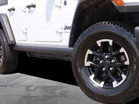 Used 2024 Jeep Wrangler Unlimited Rubicon 4xe AWD/4WD image 3