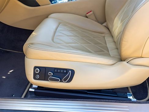 Used 2015 Bentley Continental GT image 17