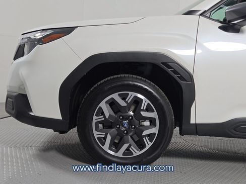 Used 2026 Subaru Forester Premium AWD/4WD image 13