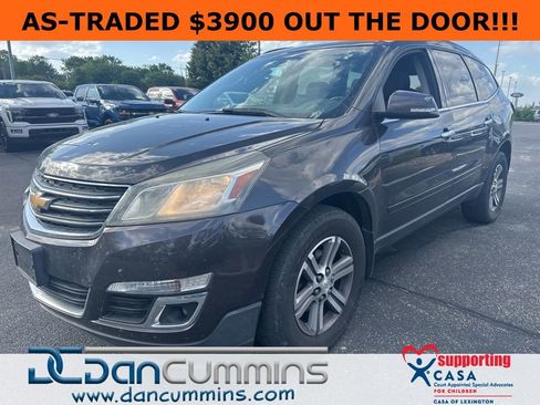 Used 2017 Chevrolet Traverse LT FWD image 1