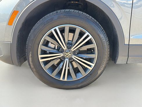 Used 2024 Volkswagen Tiguan Wolfsburg Edition image 41