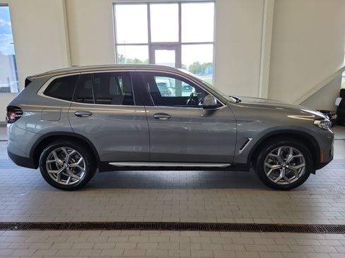 Used 2023 BMW X3 xDrive30i w/ Premium Package AWD/4WD image 4