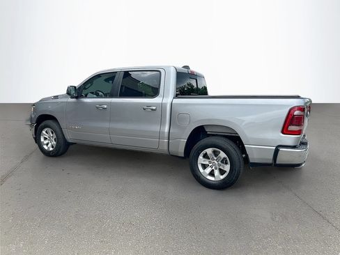 Used 2023 RAM 1500 Laramie AWD/4WD image 5