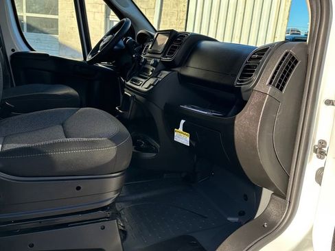 Used 2023 RAM ProMaster 2500 image 28