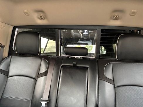 Used 2020 RAM 3500 Laramie image 30