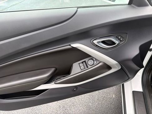 Used 2023 Chevrolet Camaro LT RWD image 15
