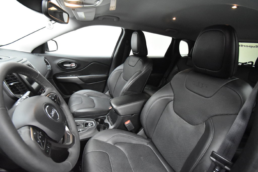 Used 2021 Jeep Cherokee Latitude Lux AWD/4WD image 8