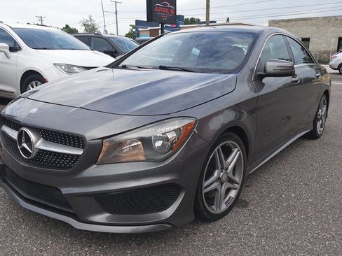 Used 2014 Mercedes-Benz CLA 250 image 2