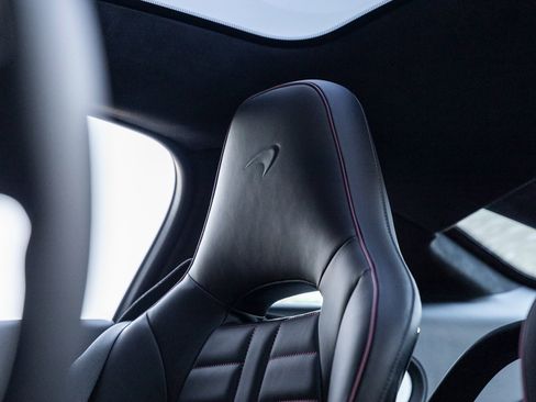 Used 2025 McLaren GTS image 26