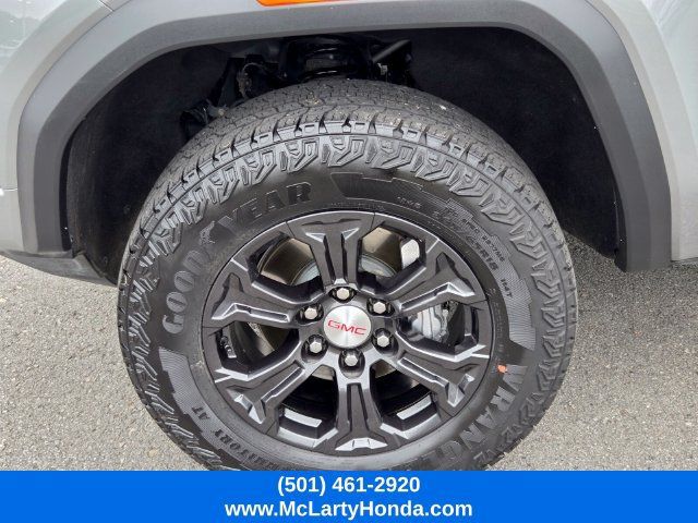 Used 2024 GMC Canyon Elevation w/ Convenience Package AWD/4WD image 17