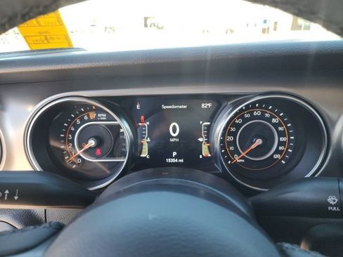 Used 2023 Jeep Gladiator Willys image 37