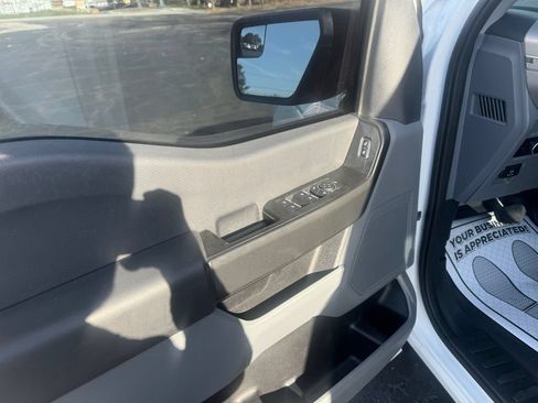 Used 2019 RAM 1500 Big Horn AWD/4WD image 3