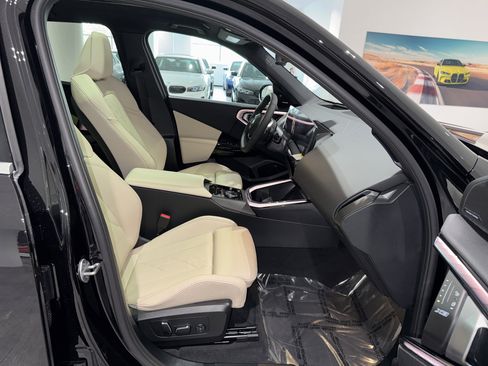 New 2026 BMW X3 xDrive30 w/ Premium Package image 9