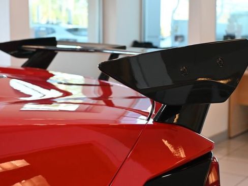 Used 2026 Chevrolet Corvette Stingray Coupe w/ 1LT image 28