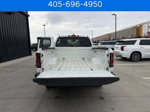 Used 2022 Nissan Frontier S image 16