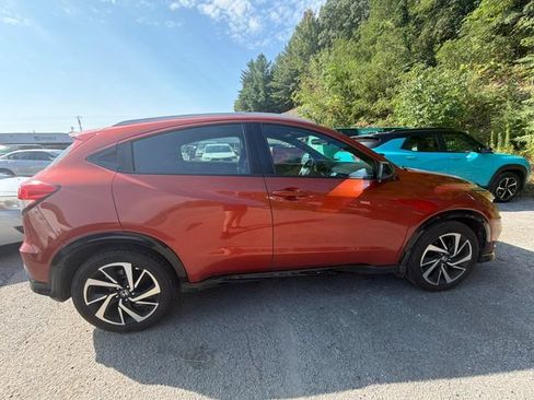 Used 2020 Honda HR-V Sport image 6