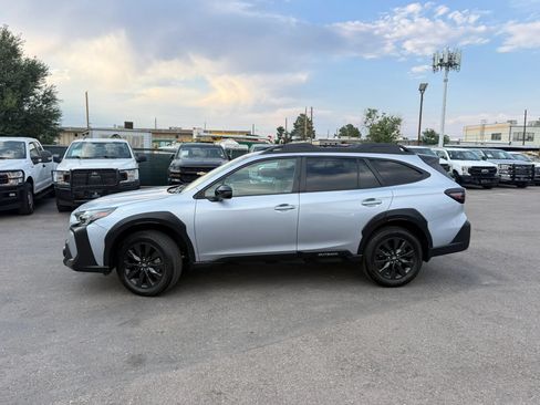 Used 2023 Subaru Outback Onyx Edition AWD/4WD image 5