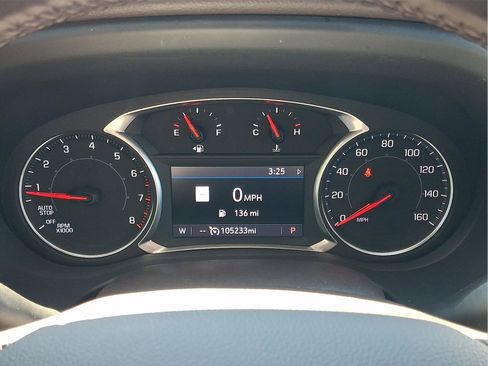 Used 2021 GMC Acadia SLT FWD image 20
