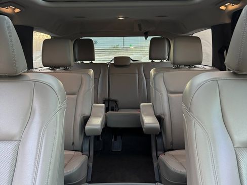 Used 2021 Ford Expedition XLT RWD image 12