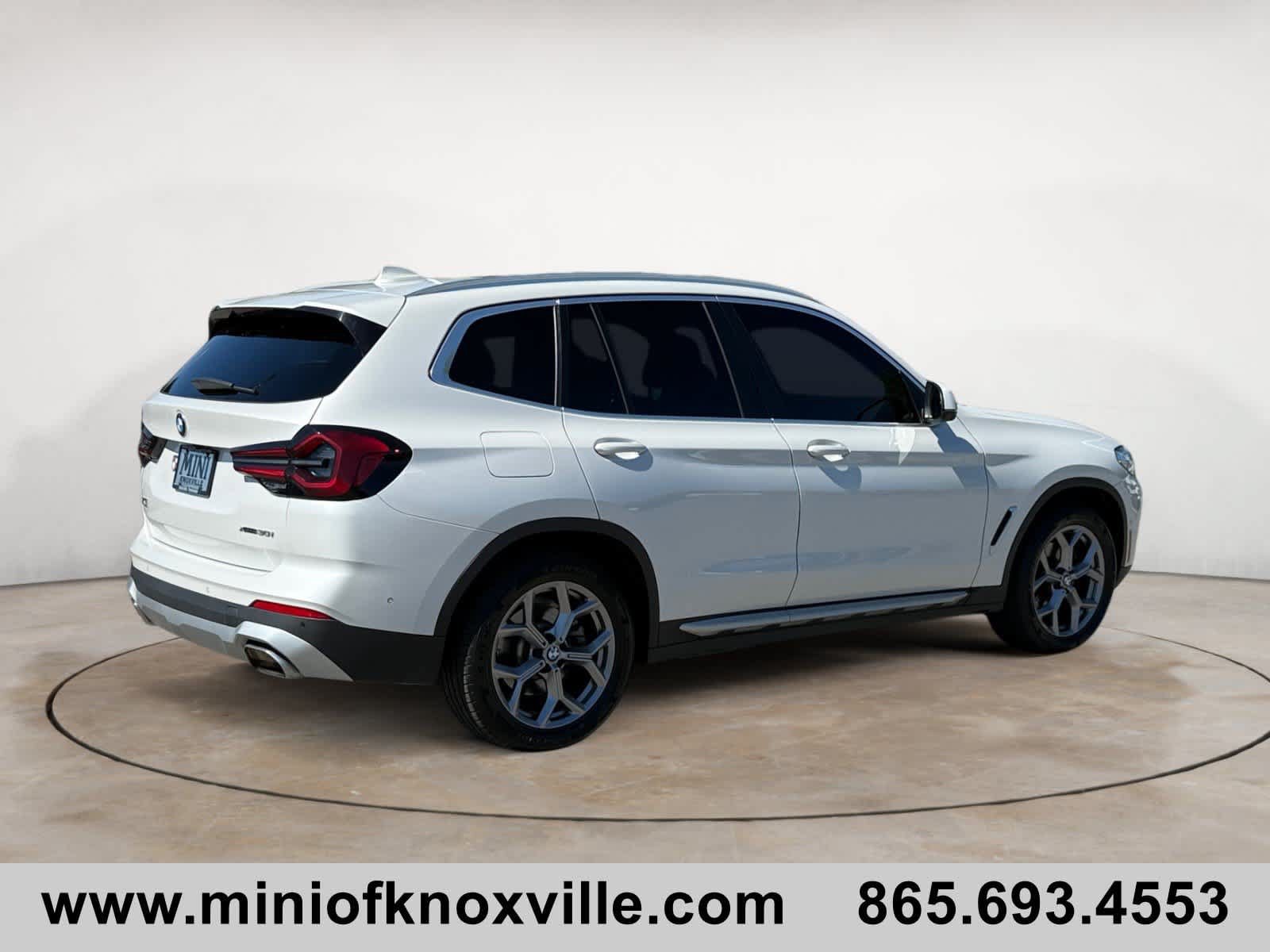Used 2024 BMW X3 xDrive30i AWD/4WD image 3