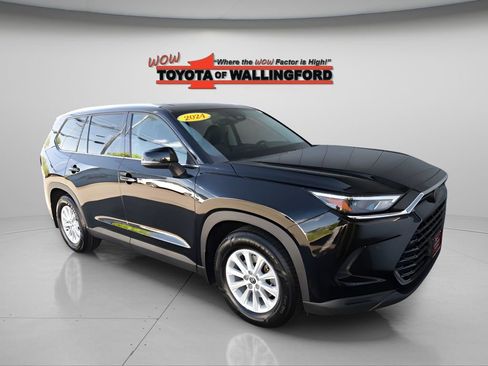 Certified 2024 Toyota Grand Highlander FWD image 14