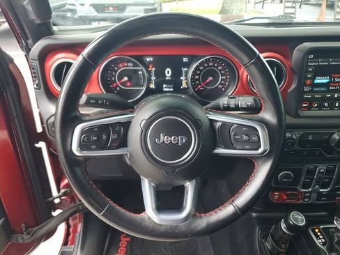 Used 2021 Jeep Wrangler Unlimited Rubicon AWD/4WD image 19