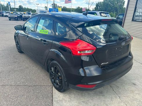 Used 2016 Ford Focus SE FWD image 7