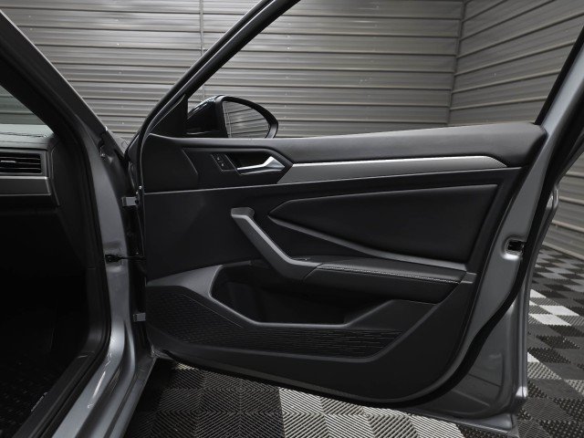 Used 2023 Volkswagen Jetta Sport FWD image 31