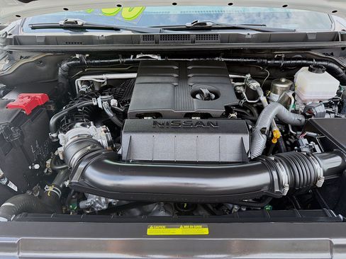 Used 2024 Nissan Frontier SV w/ Technology Package RWD image 23