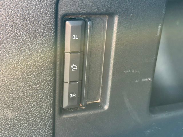 Used 2021 Ford Expedition XLT RWD image 6