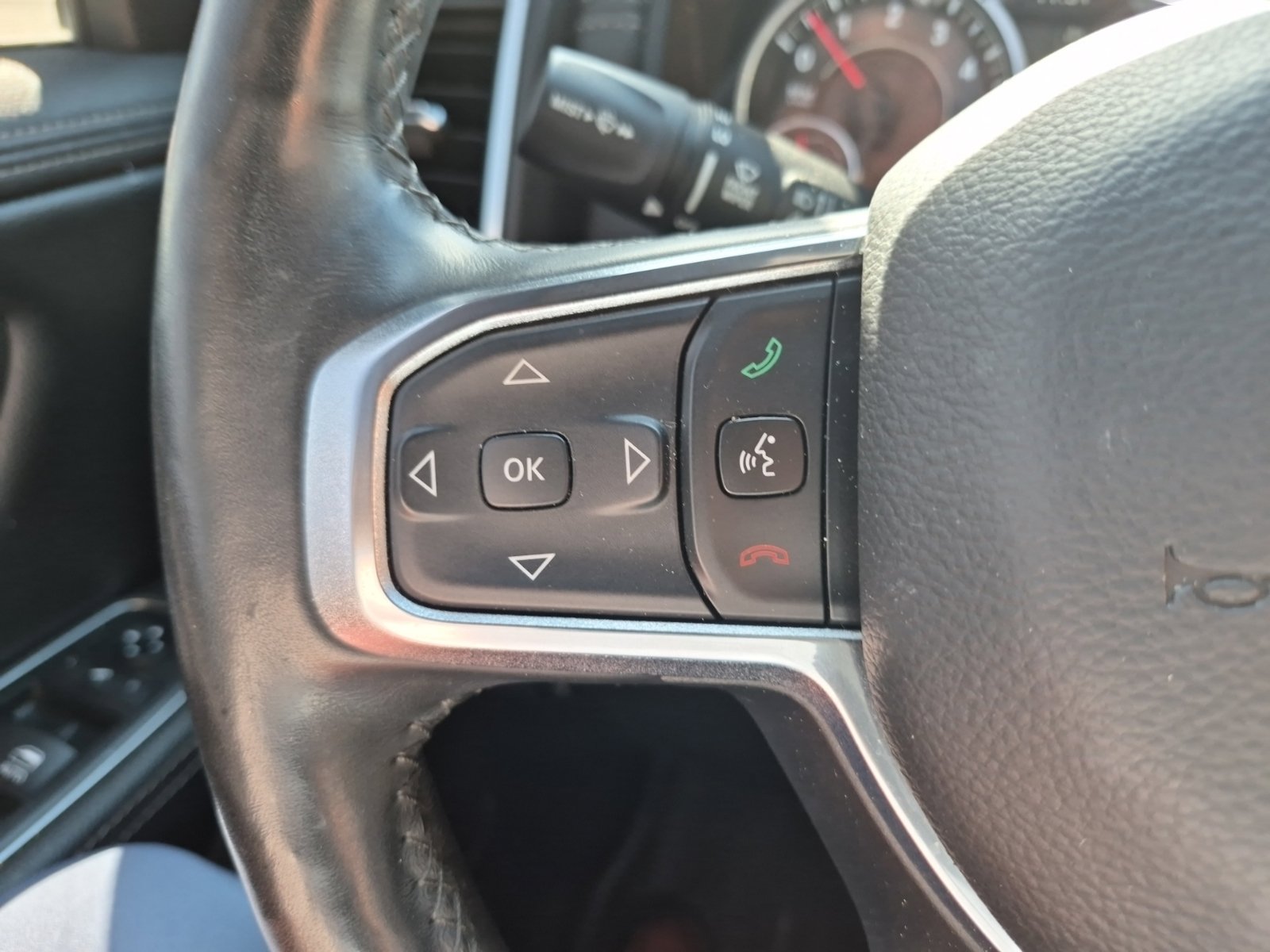Used 2019 RAM 1500 Laramie w/ Sport Appearance Package RWD image 9