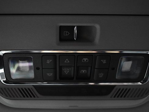 Used 2021 Ford F150 Lariat w/ Equipment Group 502A High image 15