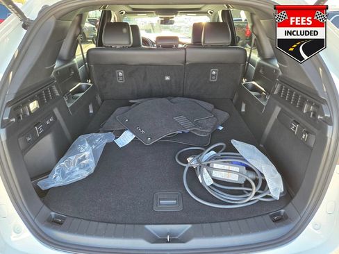 Used 2025 MAZDA CX-70 Plug-In Hybrid w/ Premium Plus AWD/4WD image 19