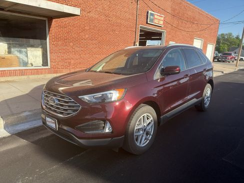 Used 2022 Ford Edge SEL w/ Convenience Package AWD/4WD image 1