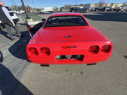 Used 1991 Chevrolet Corvette Convertible image 25