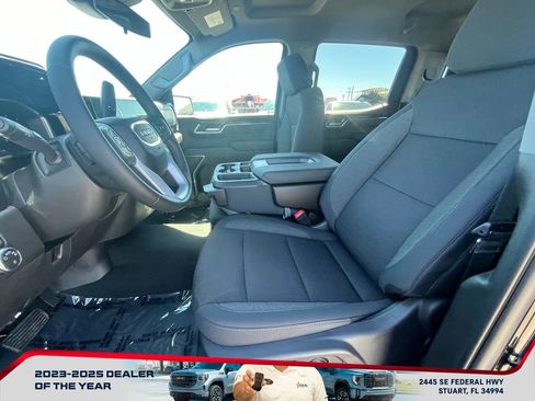 New 2026 GMC Sierra 1500 SLE w/ Preferred Package image 10