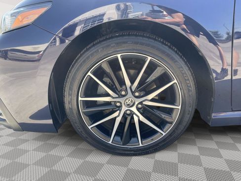 Used 2021 Toyota Camry SE FWD image 7