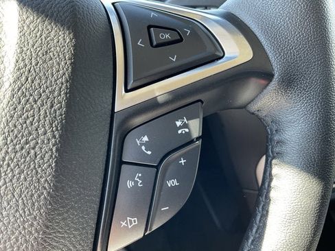 Used 2022 Ford Edge SEL w/ Convenience Package image 14