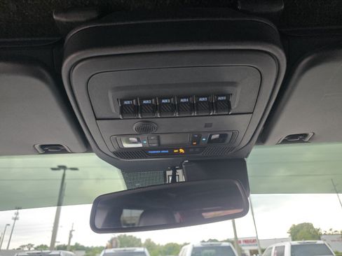 Used 2023 Ford Bronco Wildtrak AWD/4WD image 22